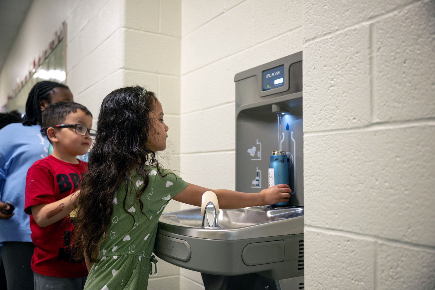 JoAnna Connell students using one of the new bottle filling stations